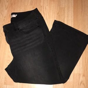 Torrid 26XS Flared Jeggings